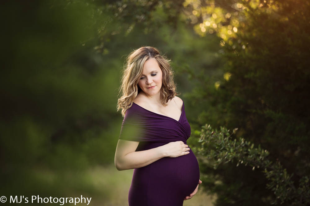 Longview maternity photographer