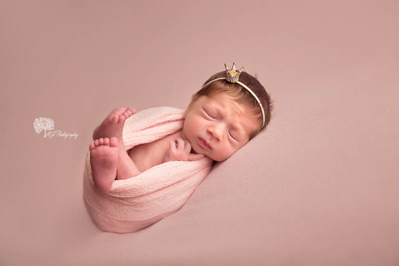 Cypress newborn maternity photographer