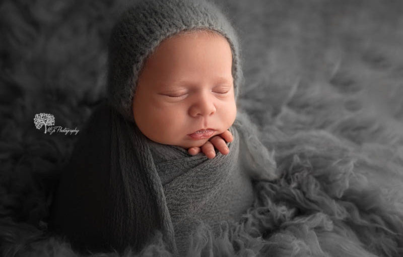 Fulshear newborn photography – Jaxson