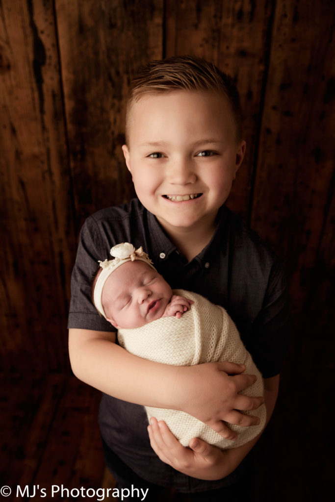 newborn photographer in Katy