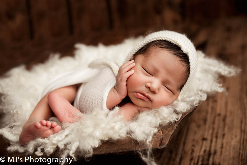 fulshear newborn photographer