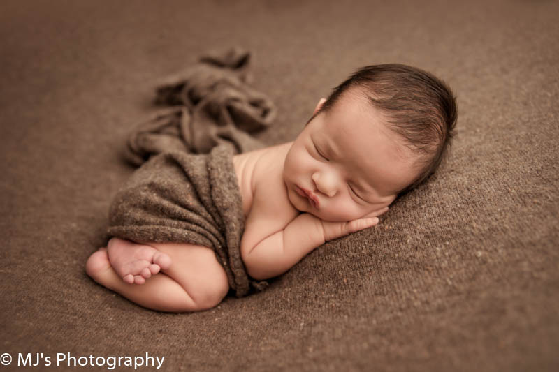 la centerra newborn photographer