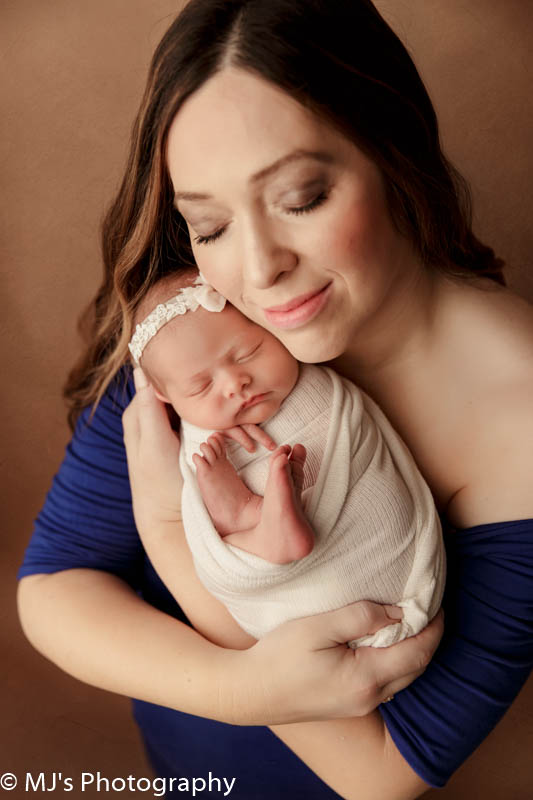 the heights newborn photographer