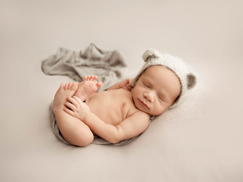 Cochran's Crossing Village newborn photographer