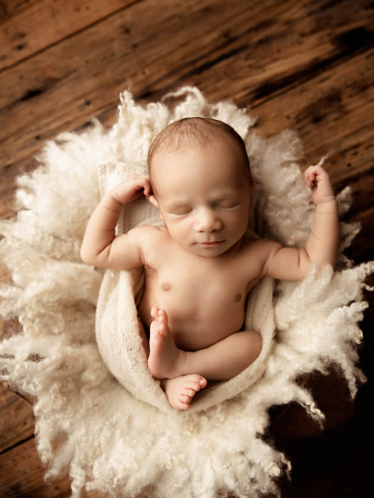 Cochran's Crossing Village newborn photographer