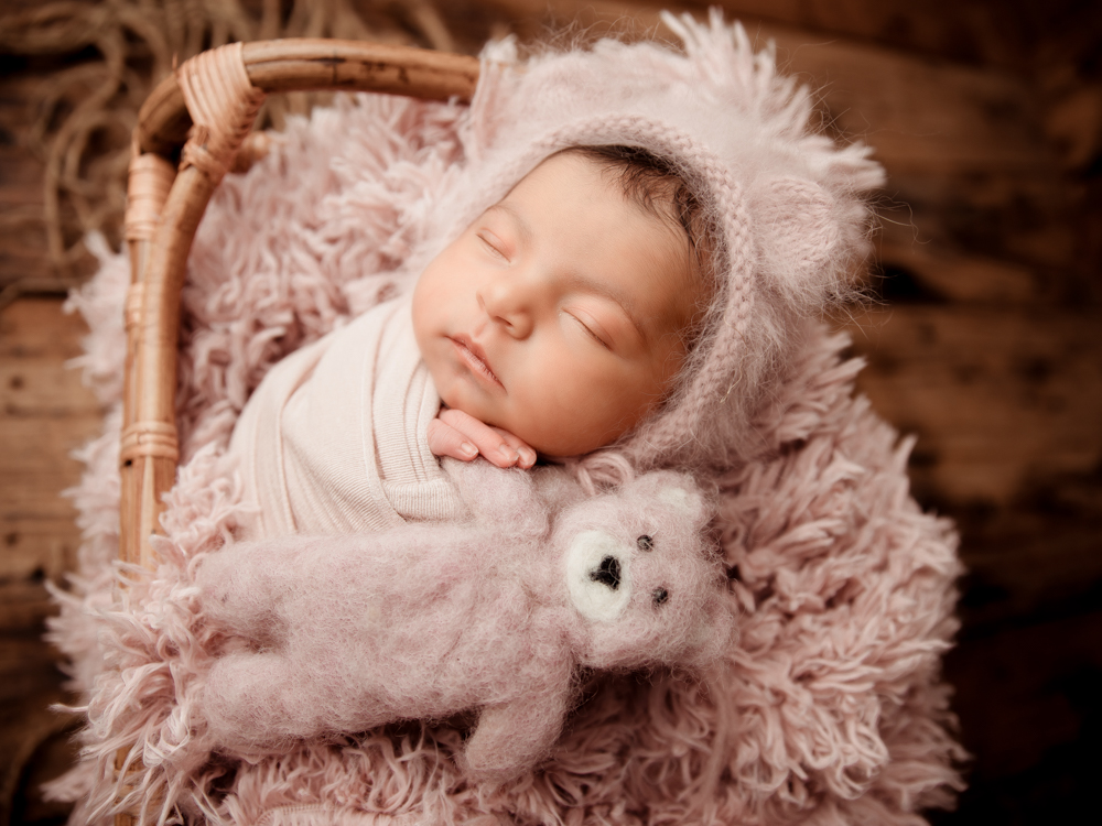 weston lakes newborn photographer